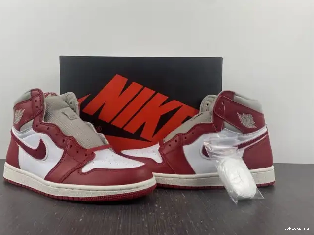 Reps TB Newstalgia DJ4891-061 OG (W) Jordan 1 High Chenille 0425